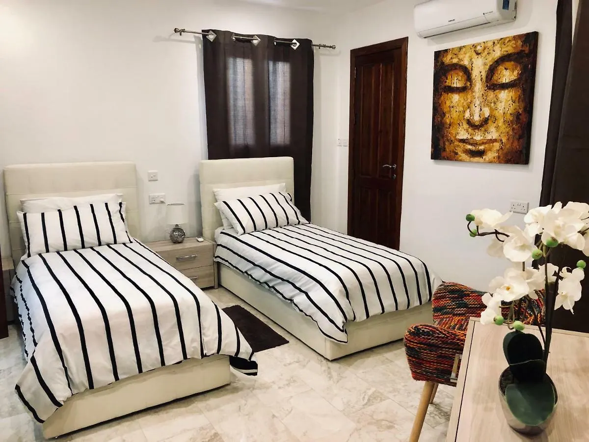 Villa Modern Maltese House Sliema Ferienhaus